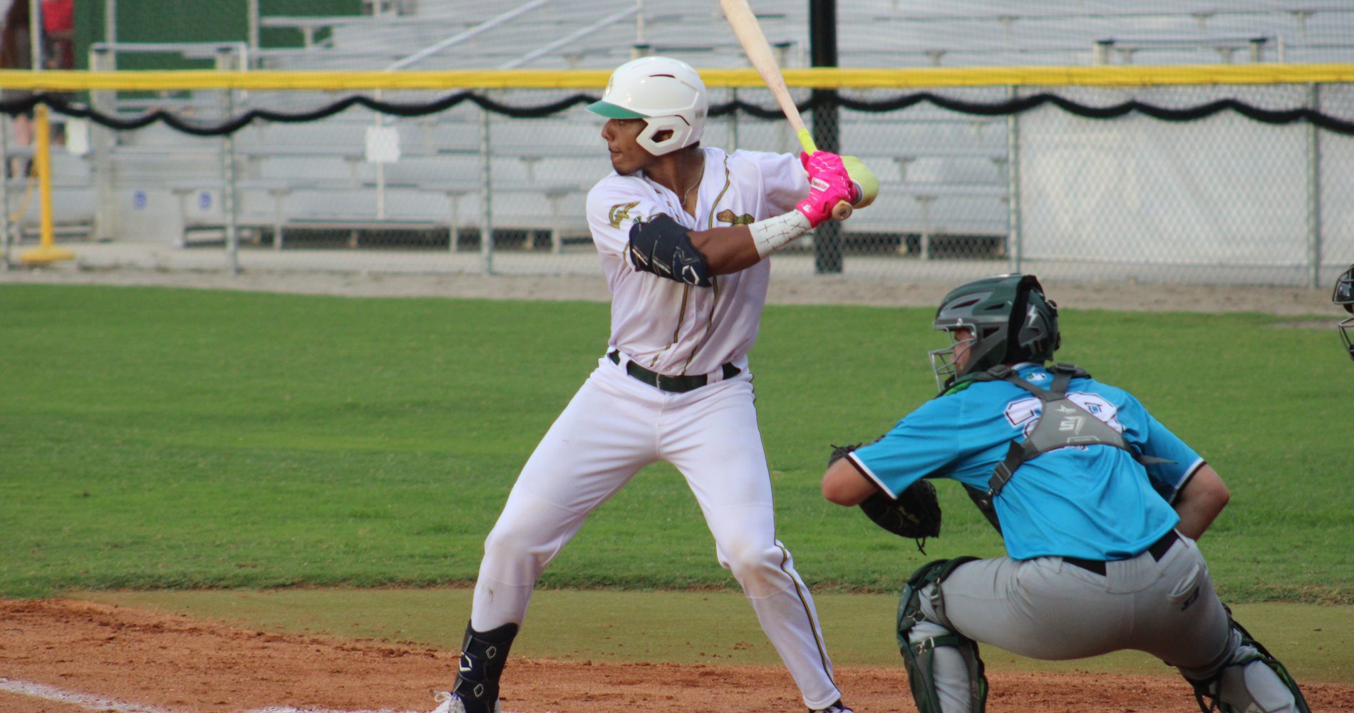 Yard Gnomes Outslug Pilots in Walk-Off Thriller, 13-12