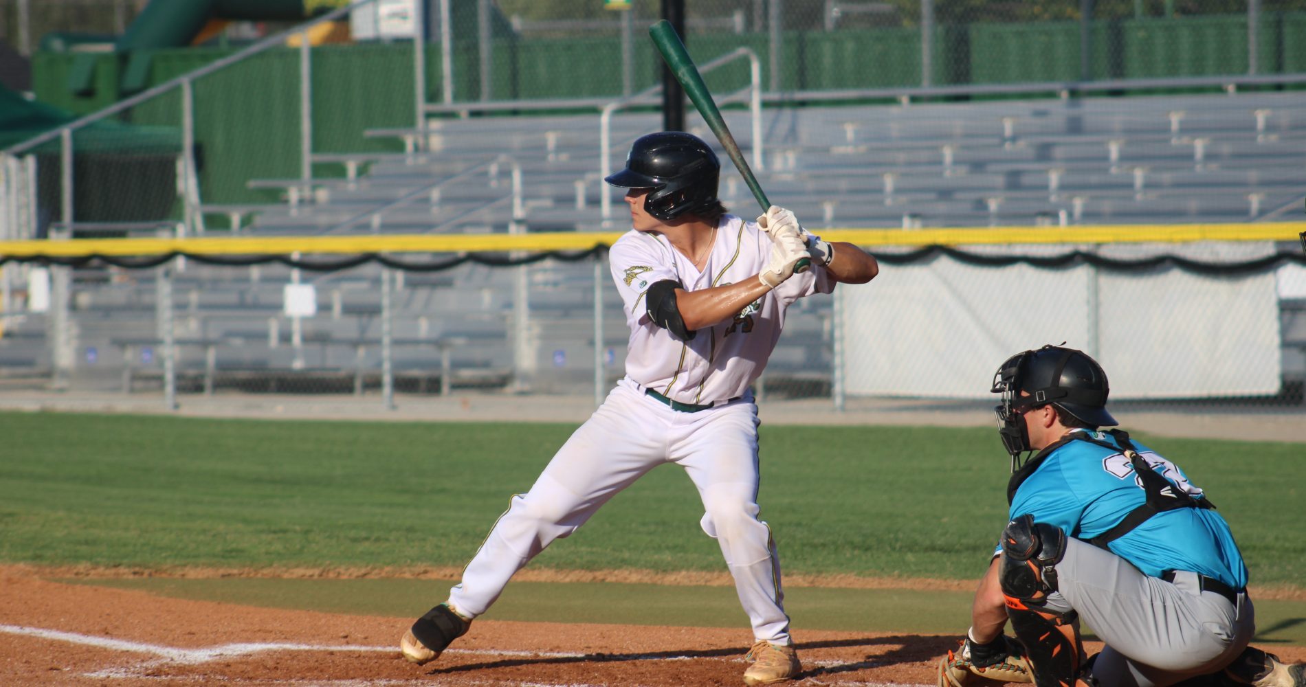 Yard Gnomes Walk Off Pilots, 6-5