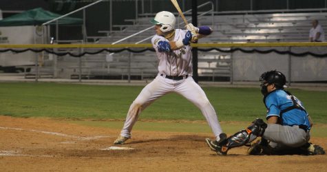 Salamanders Snap Gnomes’ Win Streak with 10-3 Victory