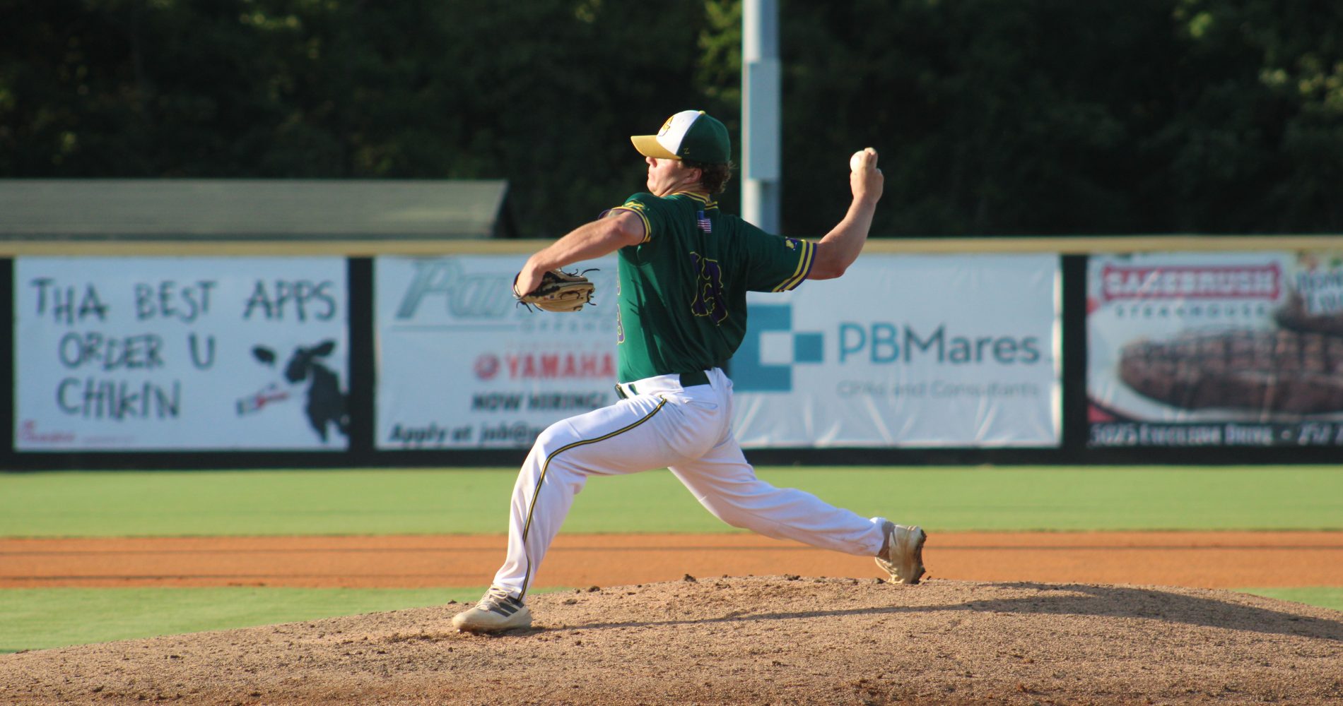 Pilots Roll Past Yard Gnomes, 11-0 in Seven Innings