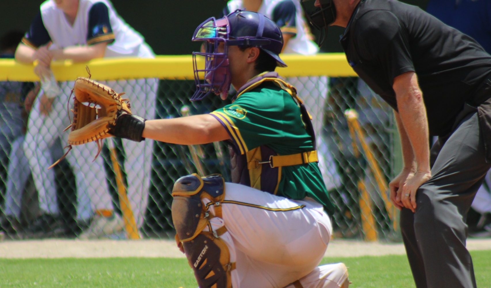 Yard Gnomes Coast Past League-Leading Pilots, 11-4